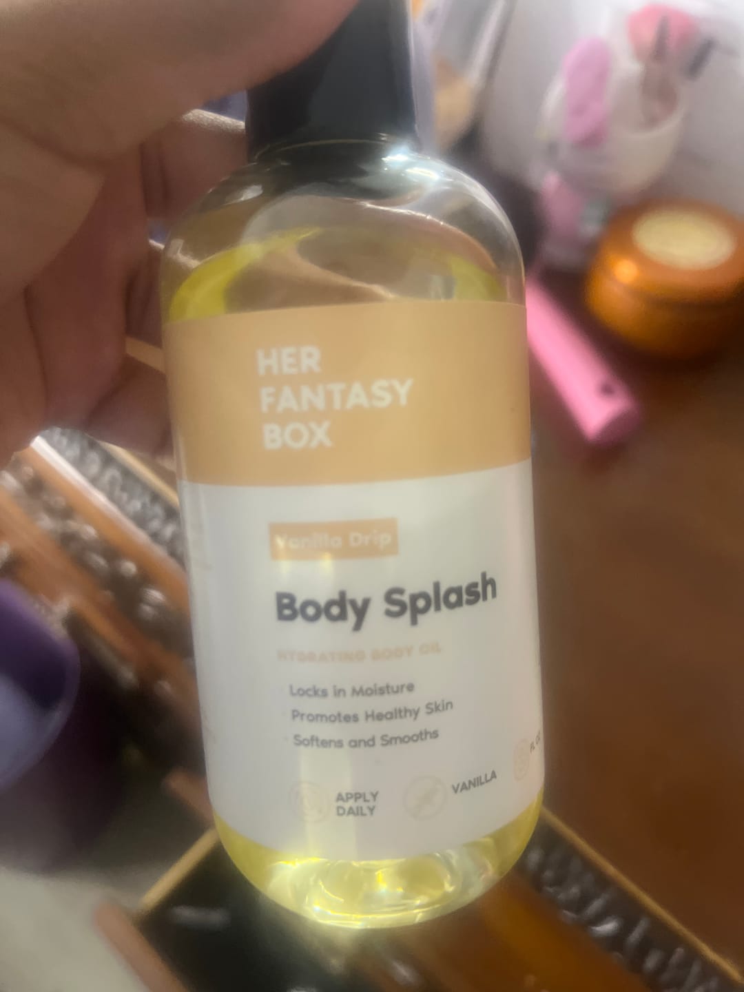 Customer photo review of Body Splash - Skin Smoothing Body Oil (Vanilla Drip)