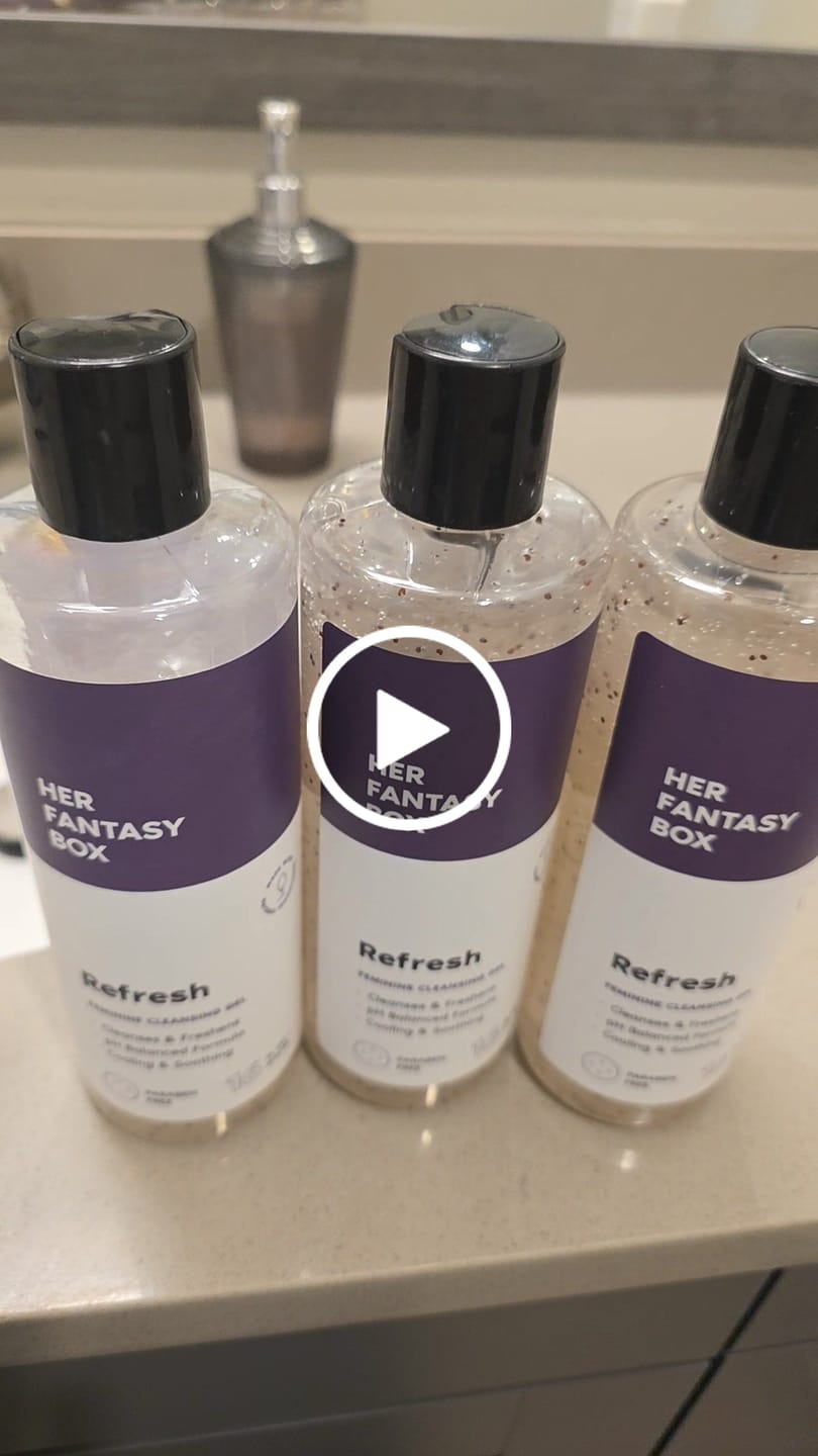 Customer photo review of Refresh Plant Based Yoni Gel Wash (pH Balancing) - 3 pk