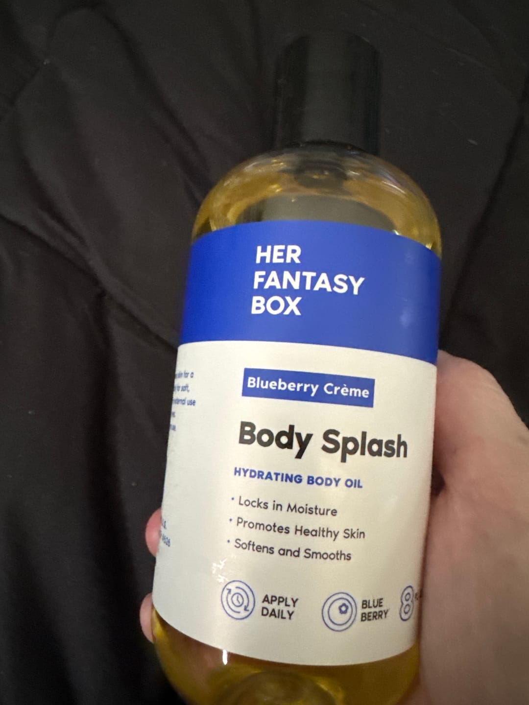 Customer photo review of Body Splash - Skin Smoothing Body Oil (Blueberry Créme)