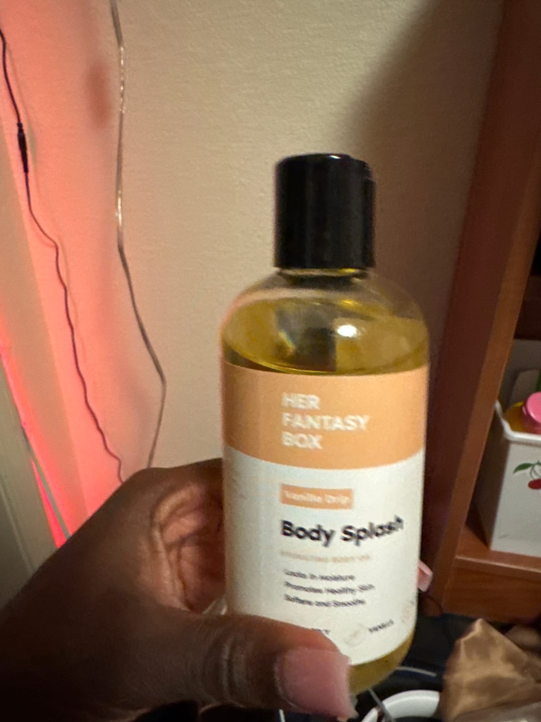 Customer photo review of Body Splash - Skin Smoothing Body Oil (Vanilla Drip)