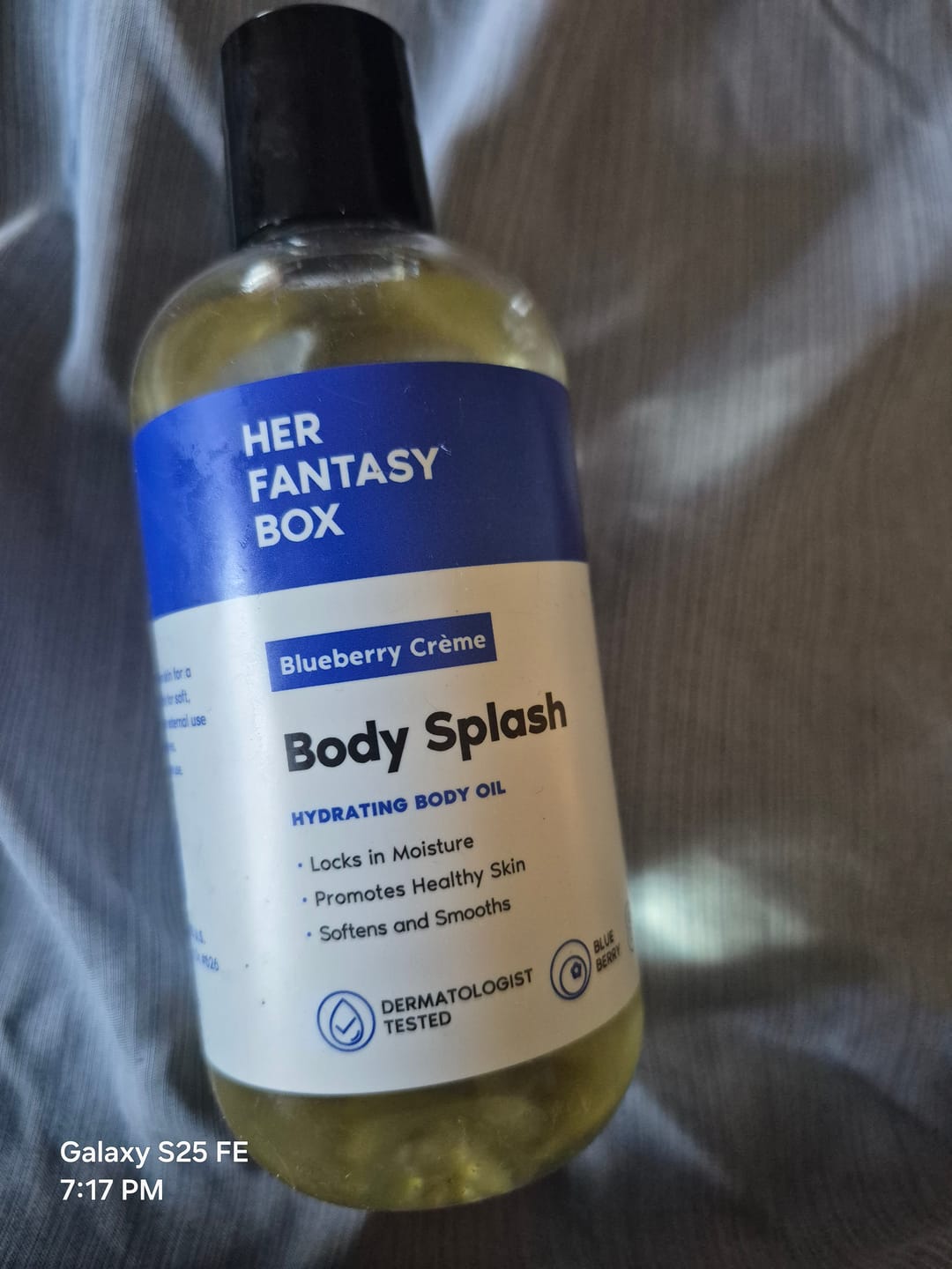 Customer photo review of Body Splash - Skin Smoothing Body Oil (Blueberry Créme)