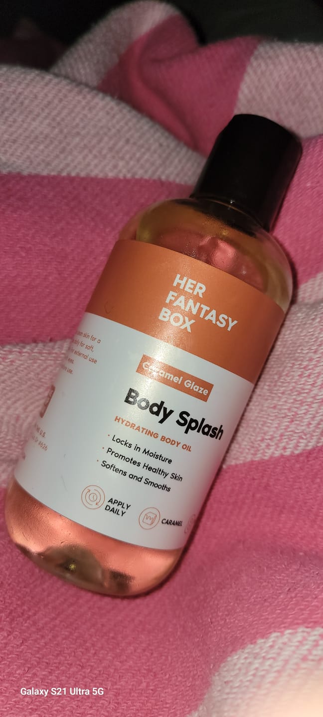 Customer photo review of Body Splash - Skin Smoothing Body Oil (Caramel Glaze)