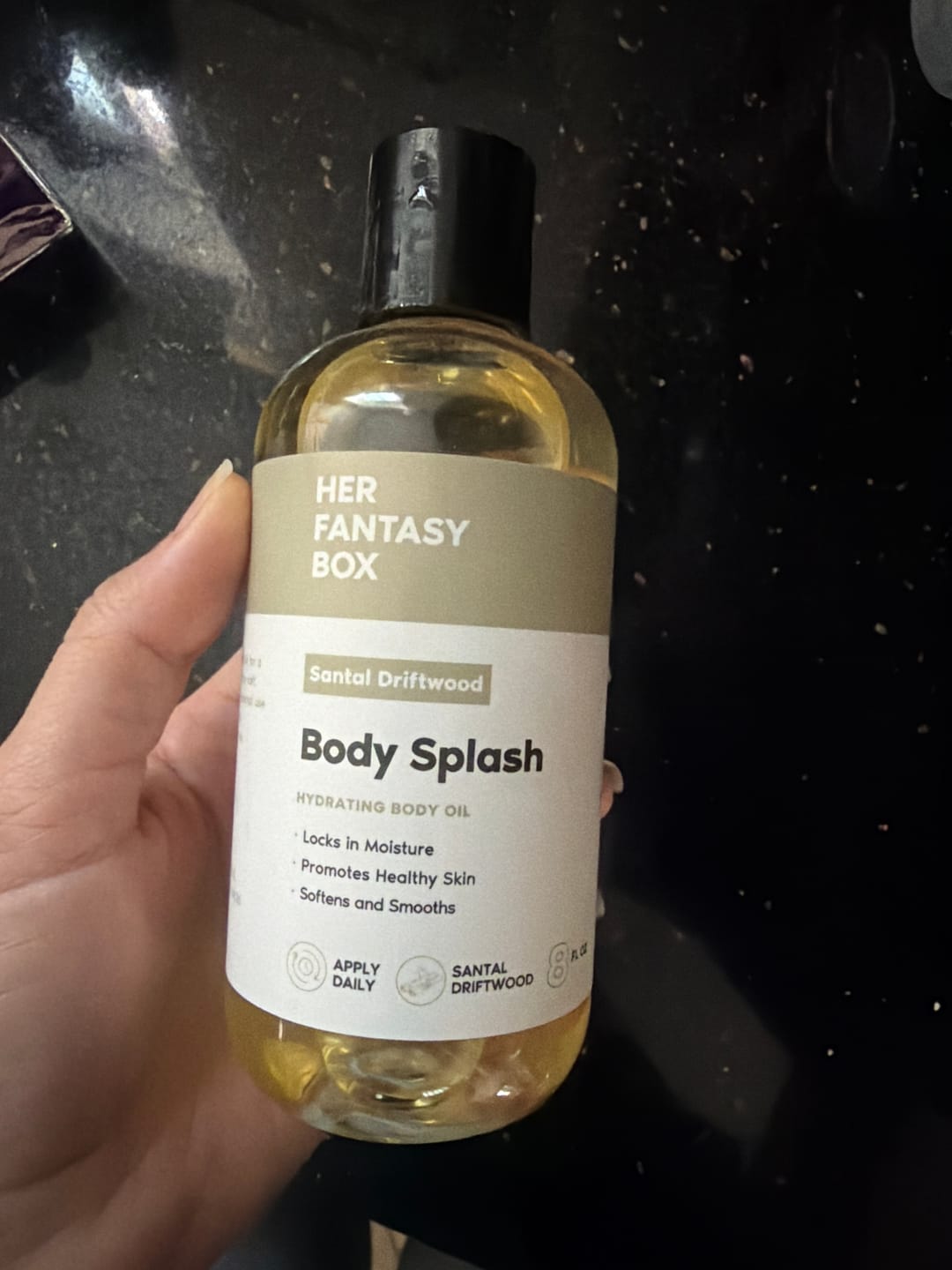 Customer photo review of Body Splash - Skin Smoothing Body Oil (Santal Driftwood) LUXURY SCENT