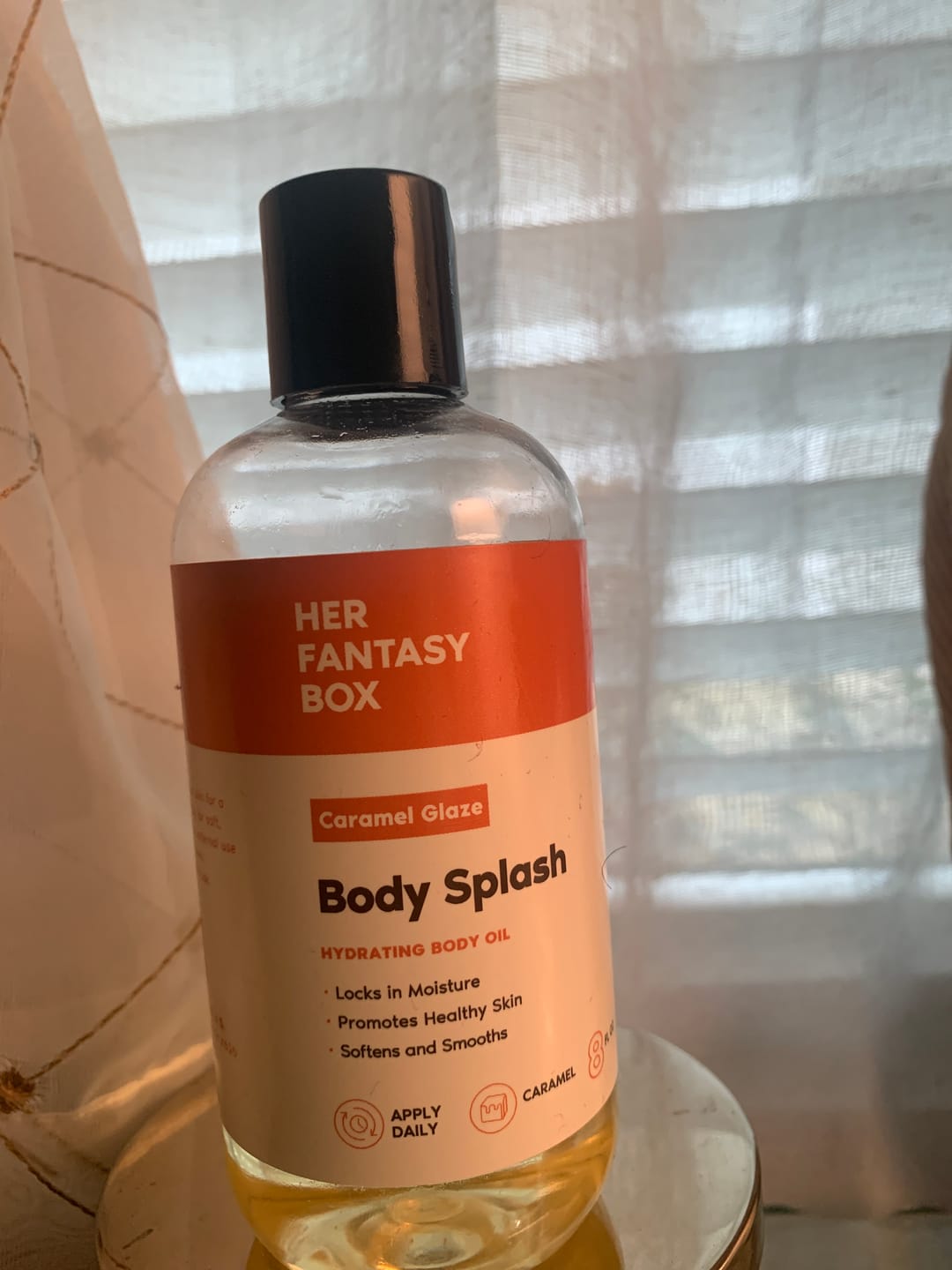 Customer photo review of Body Splash - Skin Smoothing Body Oil (Caramel Glaze)